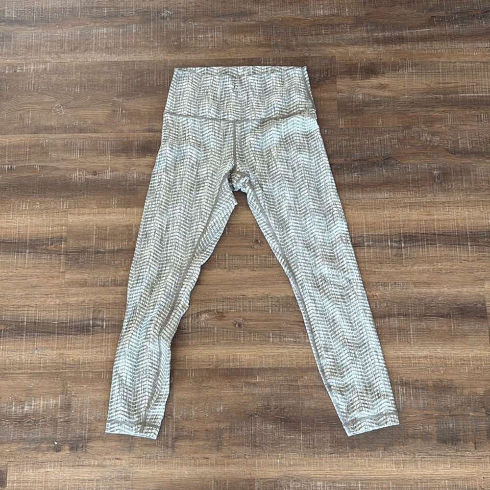Lululemon legging size 8